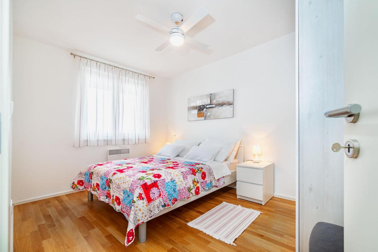 Ap Stella, Center Of Zadar, 2Br, Parking Apartment Exterior foto