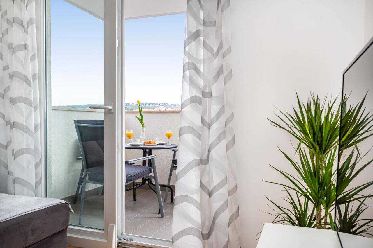 Ap Stella, Center Of Zadar, 2Br, Parking Apartment Exterior foto